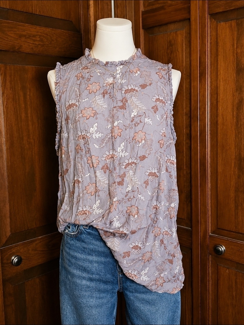 torrid Lavender Floral Ruffle-Neck Sleeveless Top